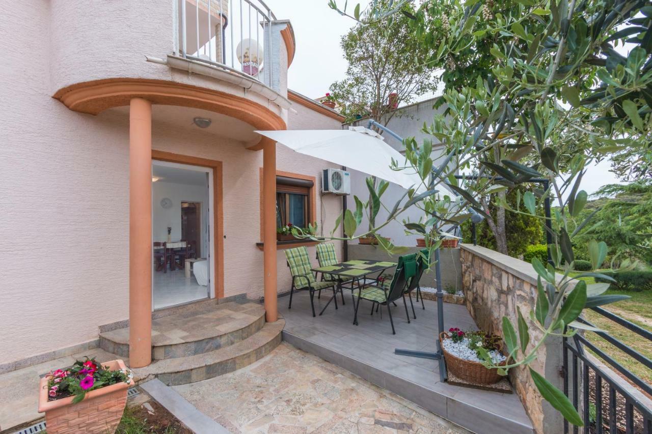 Apartamento Apartman Studio Pula Exterior foto